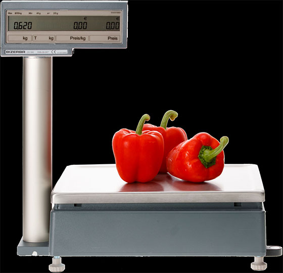 Scale example with tomatos