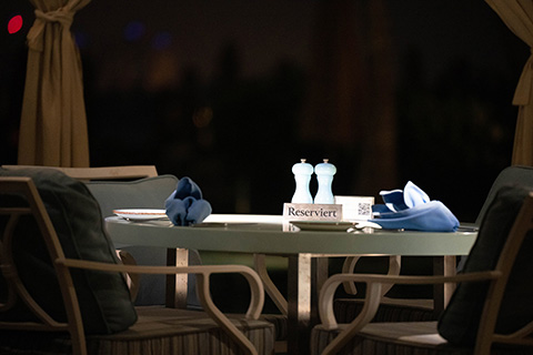 Reservierungssystem Ein Restaurant Tisch mit Reserviert Schild